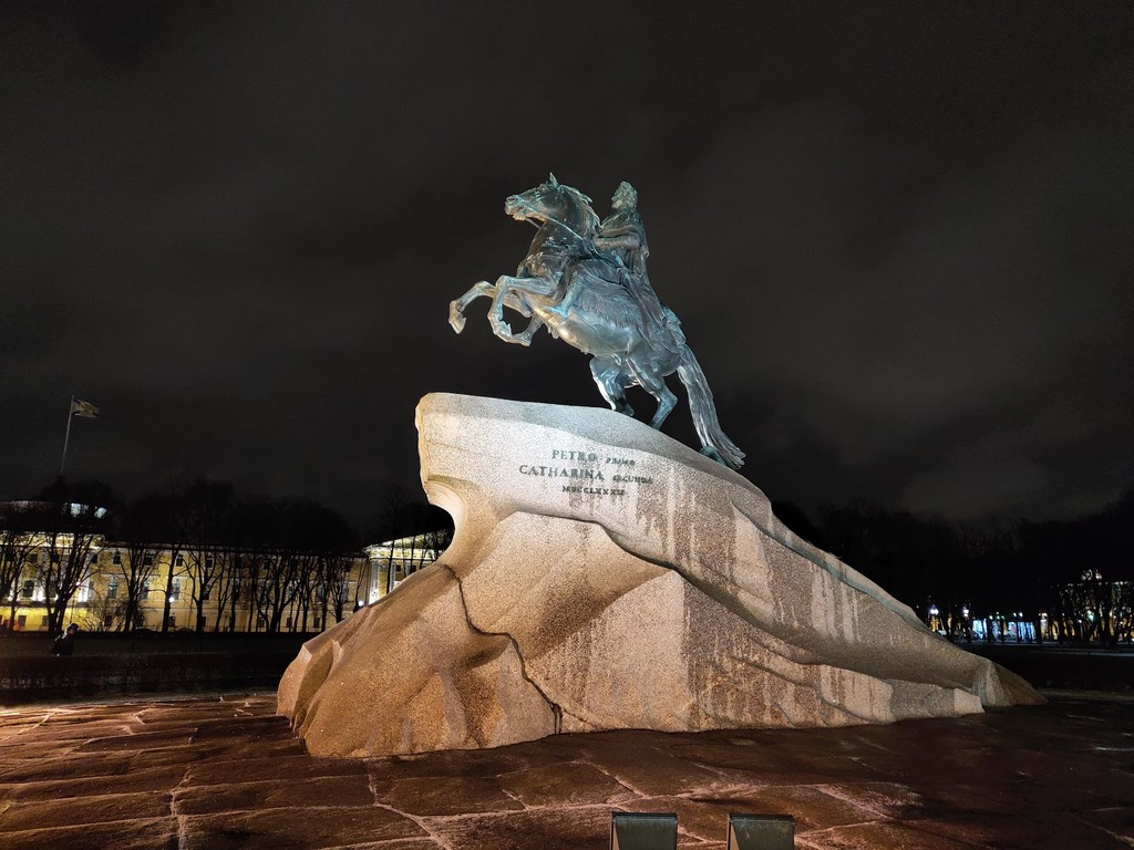 Senate Square (Сенатская площадь) (Source: Google Maps)