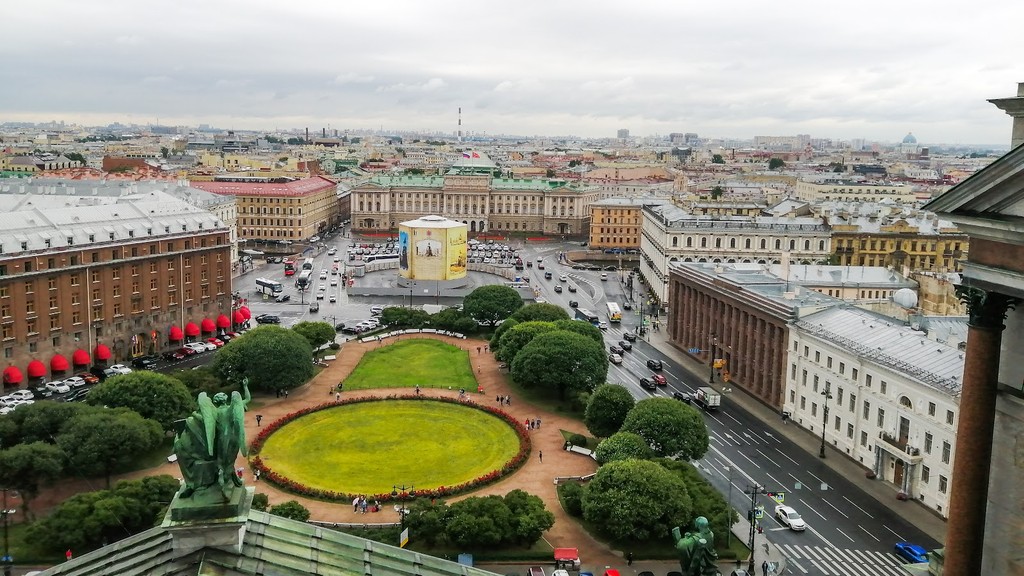 St. Isaac's Square (Исаакиевская площадь) (Source: Google Maps)