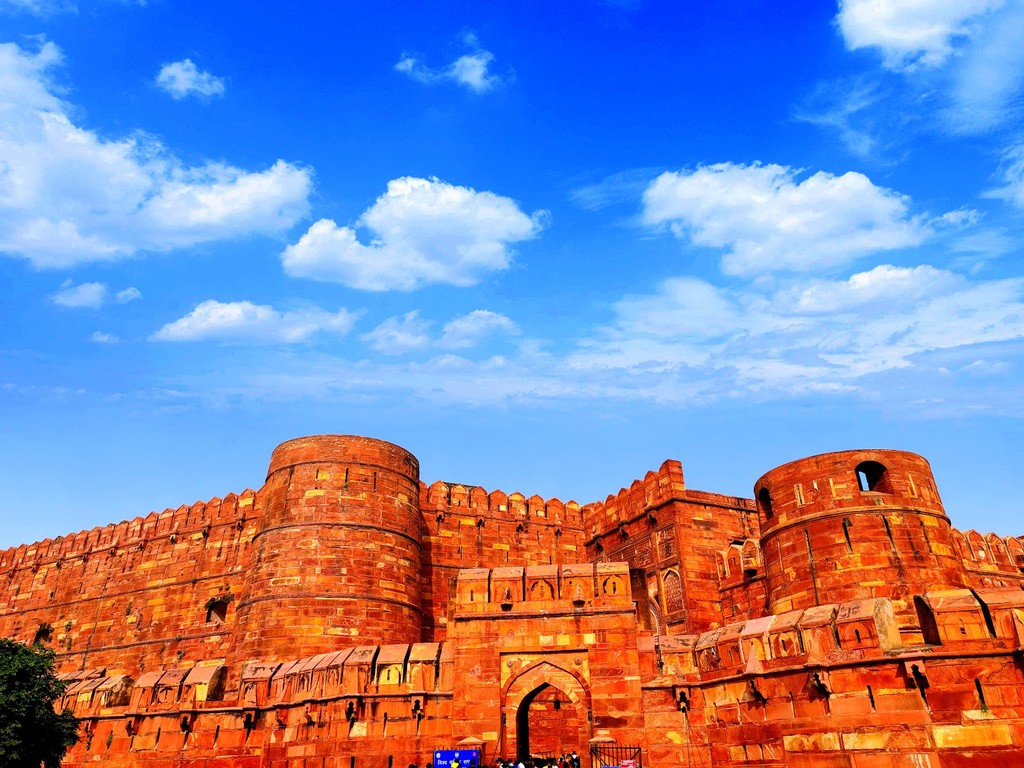 Agra Fort (Source: Google Maps)