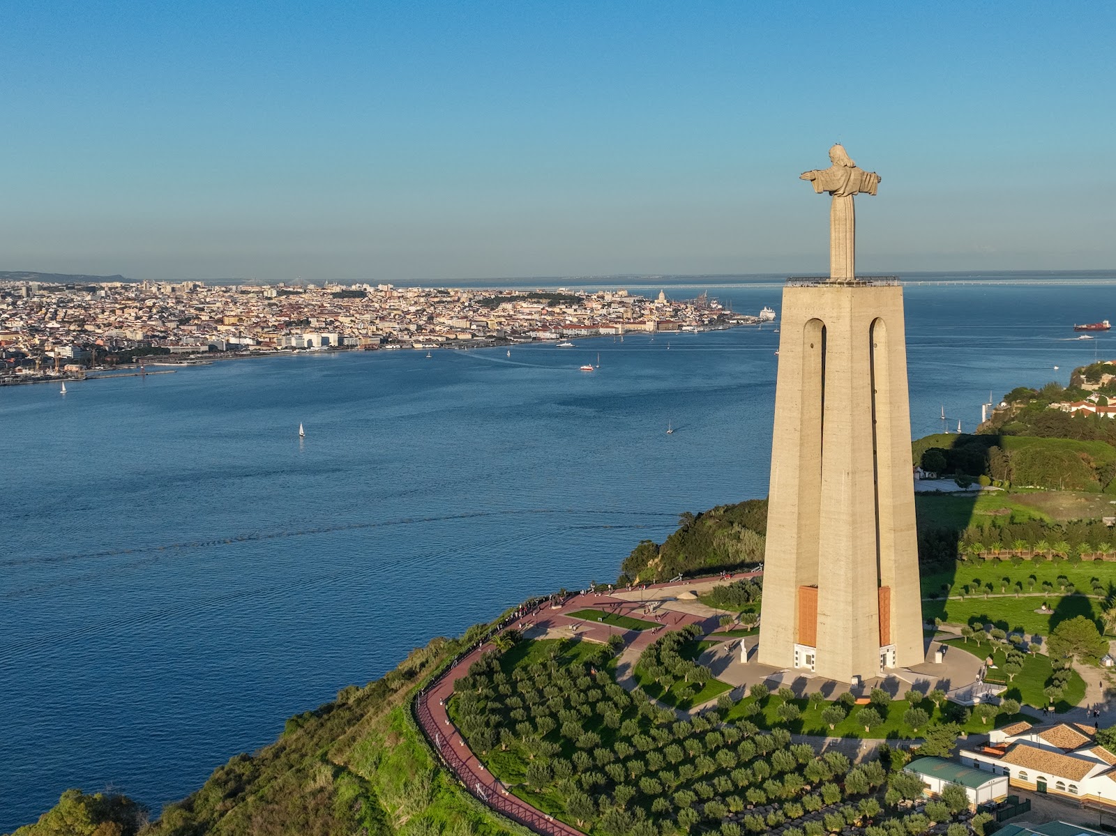 Cristo Rei Sanctuary (Source: Google Maps)