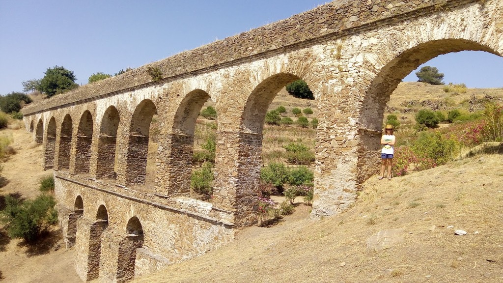 Acueducto Romano (Source: Google Maps)