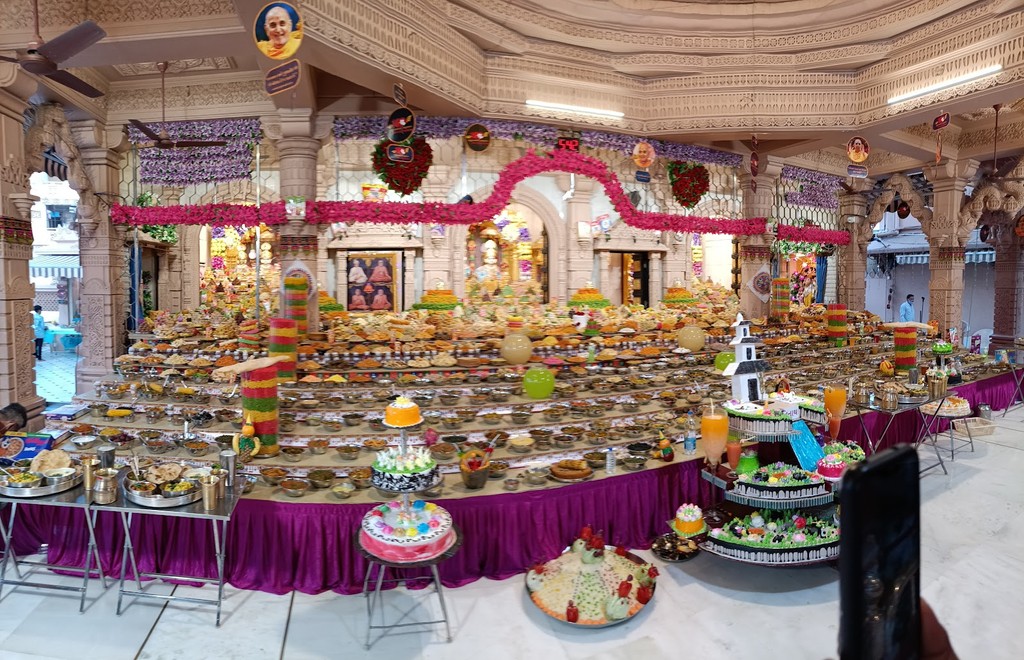 Swaminarayan Temple, Anand (Source: Google Maps)