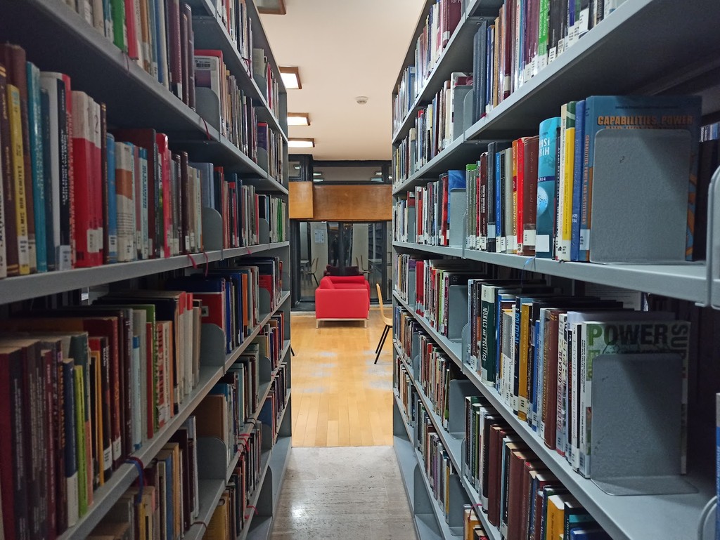 ODTÜ Library (Source: Google Maps)