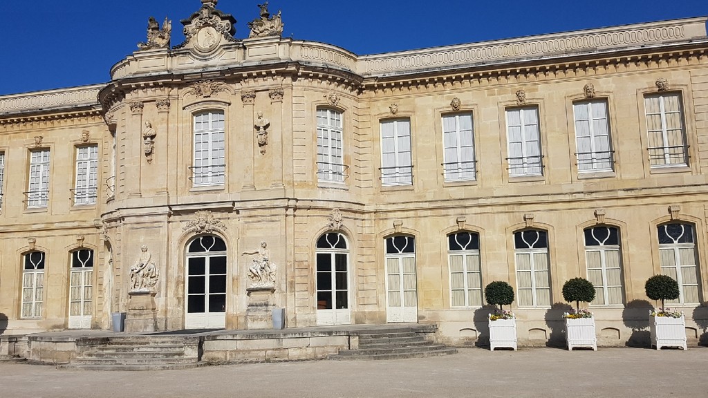 Château d'Asnières (Source: Google Maps)