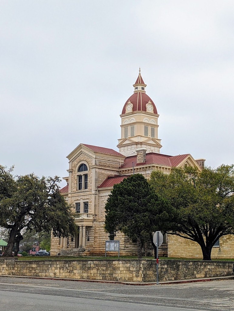 Bandera County Courthouse (Source: Google Maps)