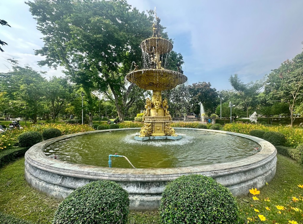 Saranrom Park (Source: Google Maps)