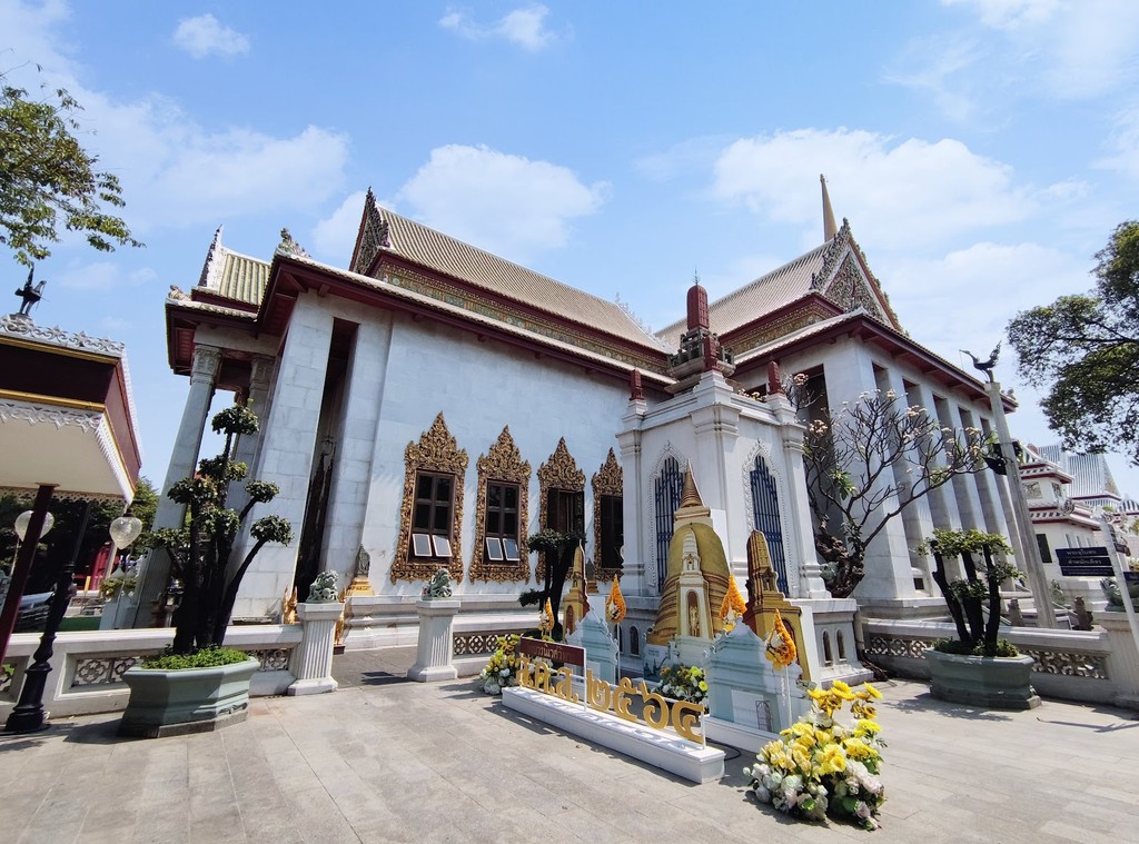 Wat Bowonniwet Vihara (Source: Google Maps)