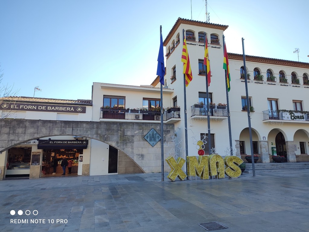 Plaça de la Vila (Source: Google Maps)