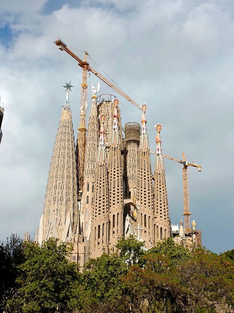 Plaça de la Sagrada Família (Source: Google Maps)