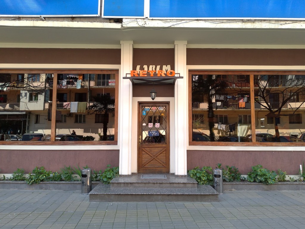 Retro Cafe (Source: Google Maps)