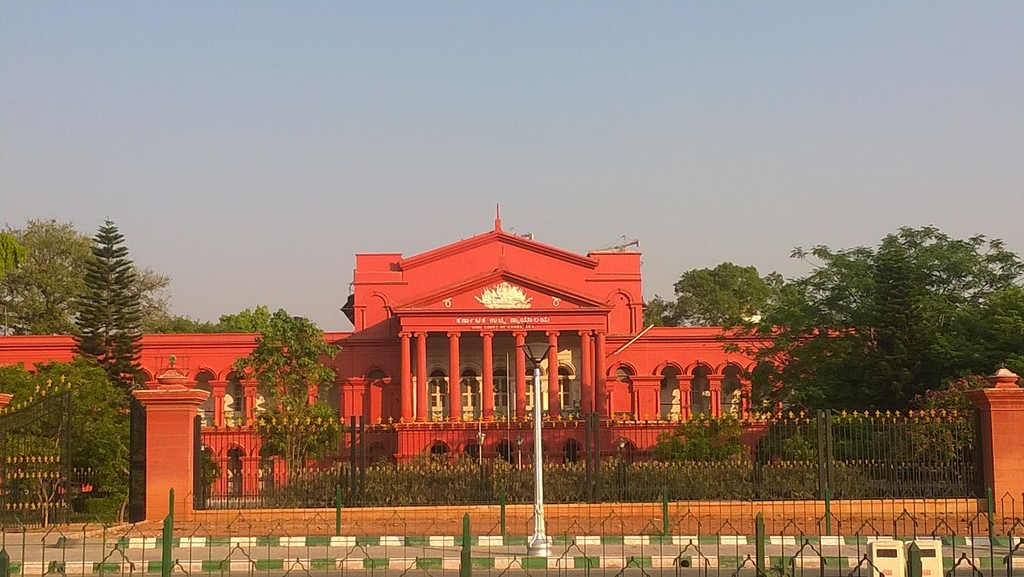 Karnataka High Court (Attara Kacheri) (Source: Google Maps)