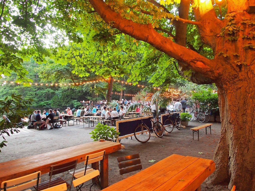 Café am Neuen See (Source: Google Maps)