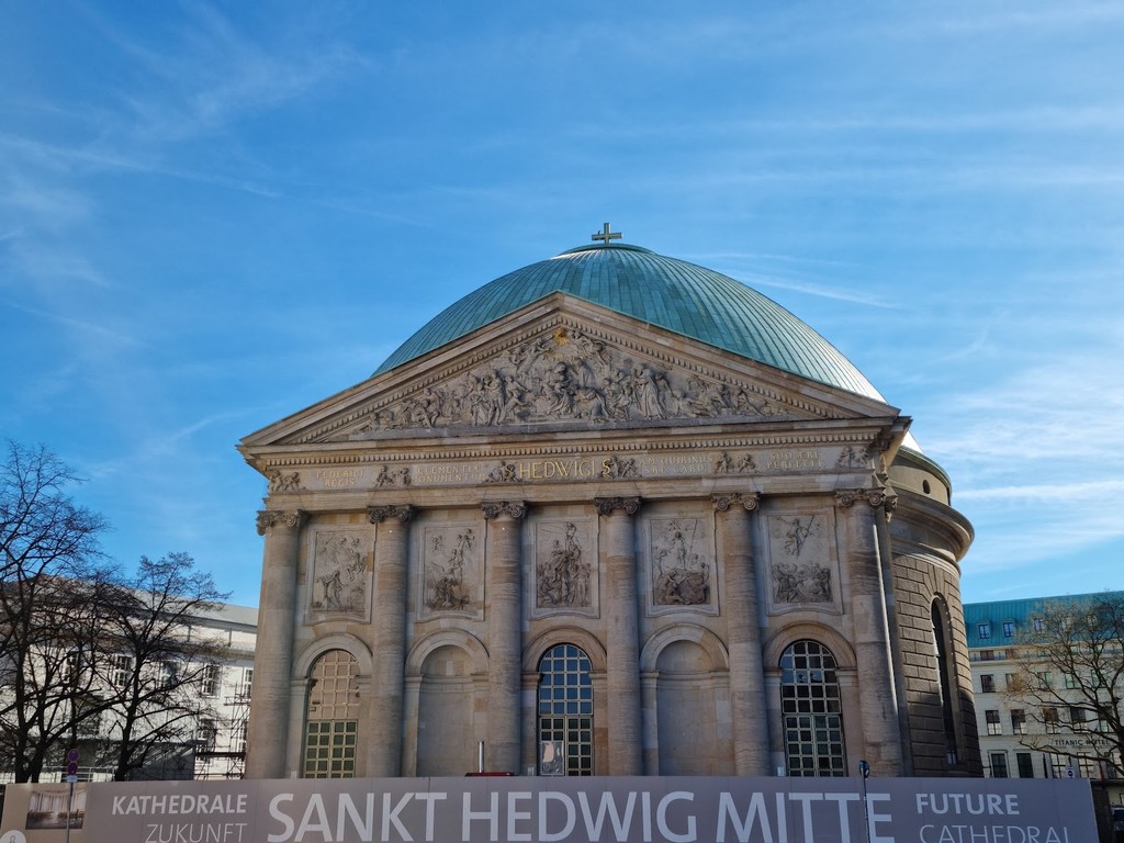 St. Hedwig's Cathedral (Source: Google Maps)