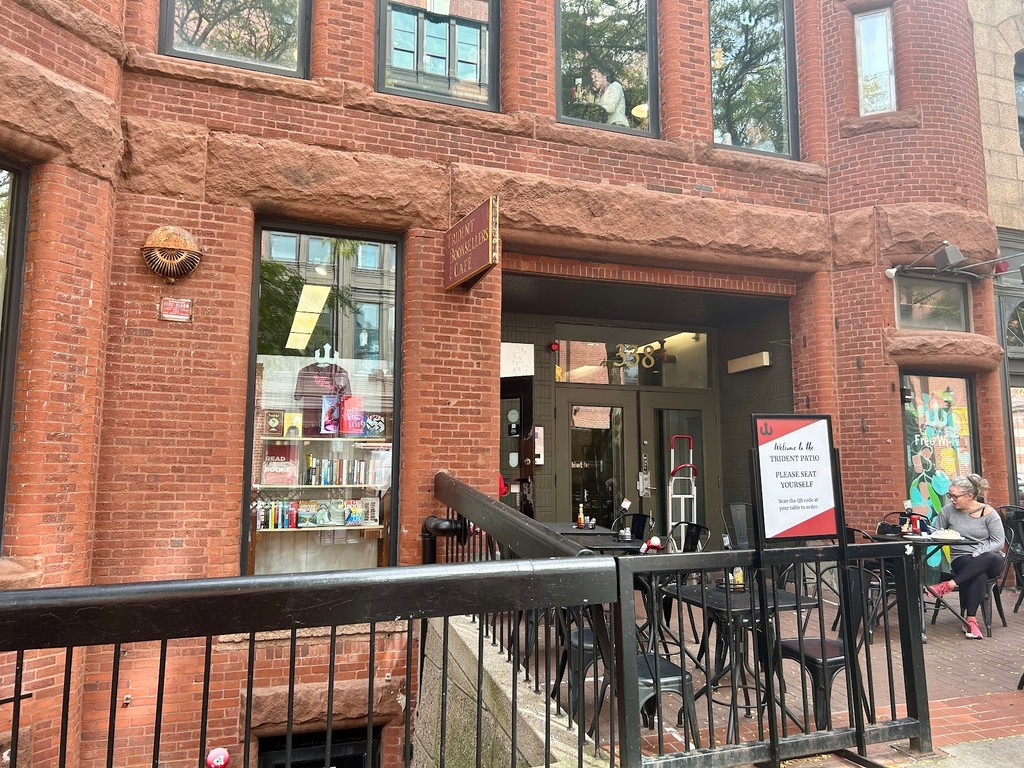 Trident Booksellers & Cafe (Source: Google Maps)