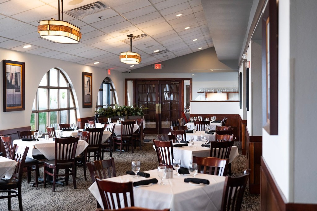 Pier 22 Restaurant (Source: Google Maps)