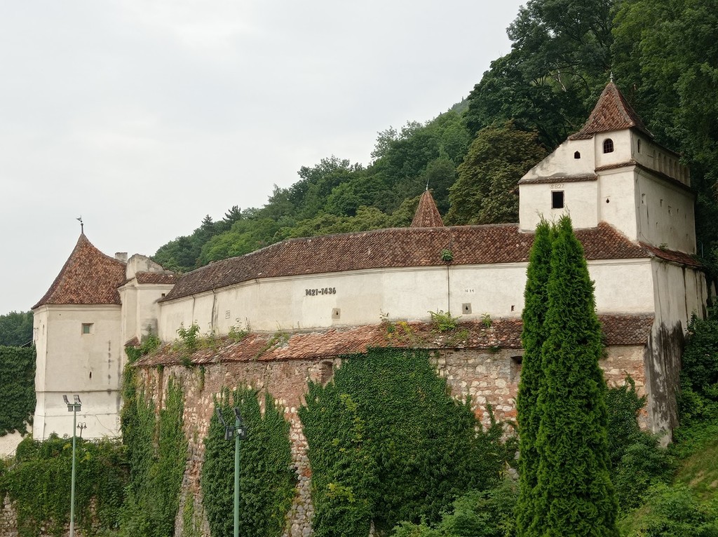 Bastionul Țesătorilor (Weavers' Bastion) (Source: Google Maps)