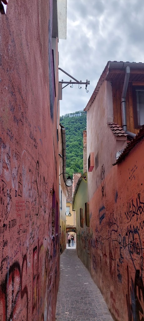 Rope Street (Strada Sforii) (Source: Google Maps)