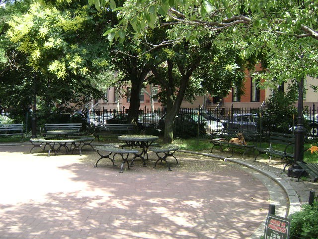 Cobble Hill Park (Source: Google Maps)