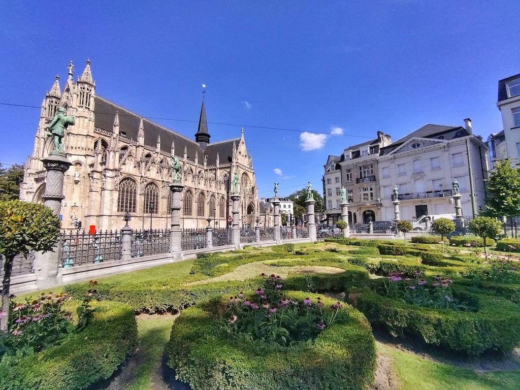 Place du Grand Sablon (Source: Google Maps)