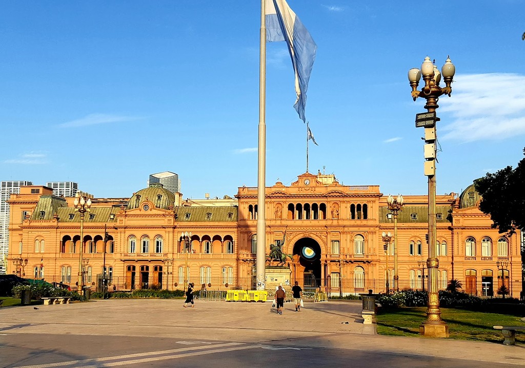 Casa Rosada (Source: Google Maps)