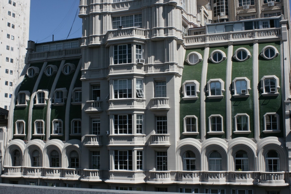 Palacio Barolo (Source: Google Maps)