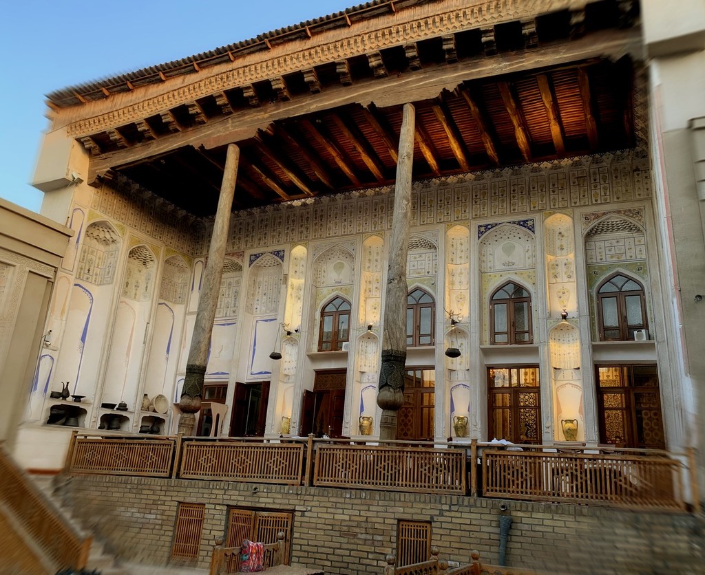 Lyab-i Hauz (Source: Google Maps)