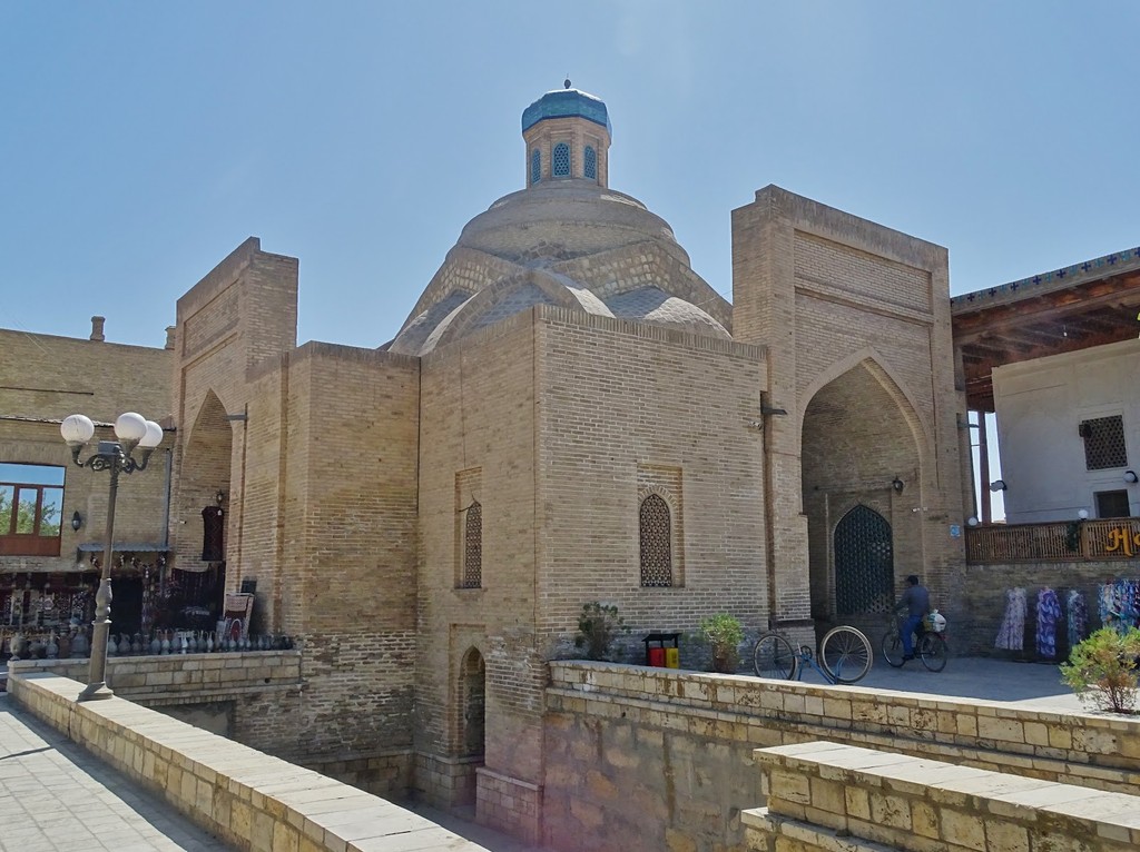 Toki Sarrafon Trading Dome (Source: Google Maps)