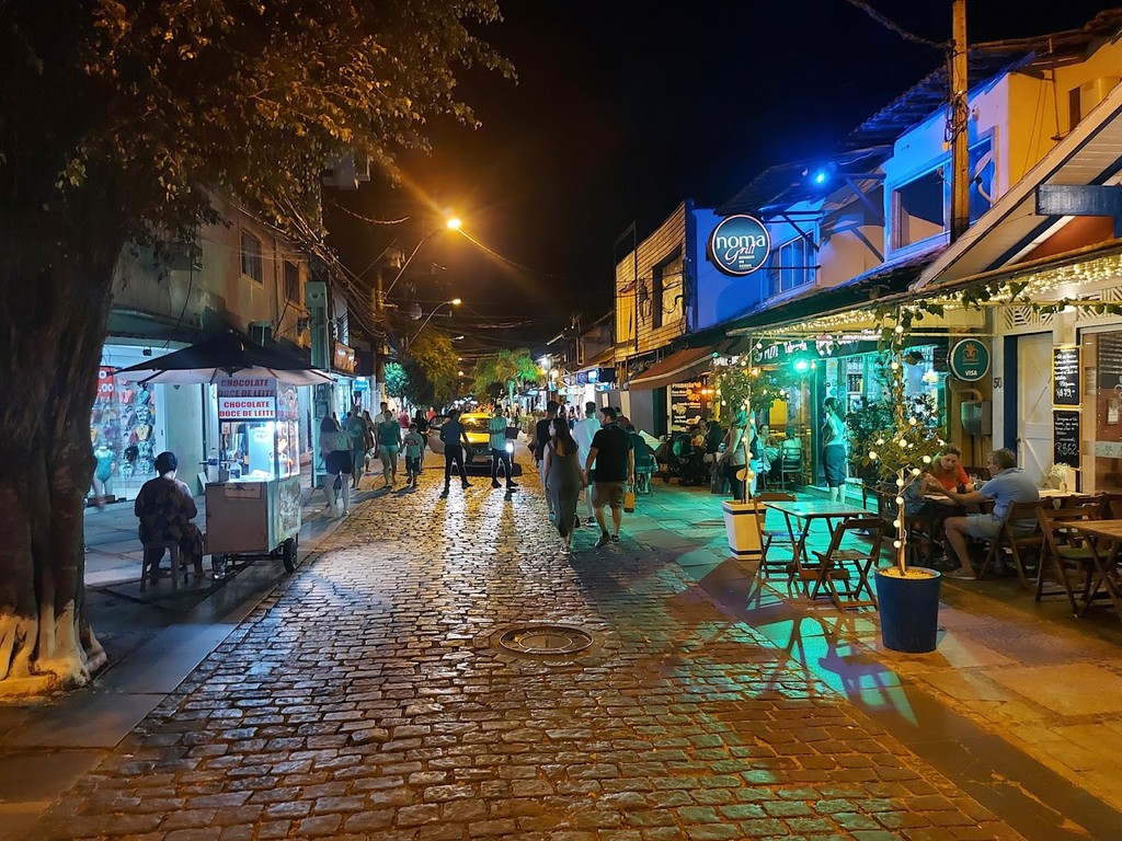 Rua das Pedras (Source: Google Maps)