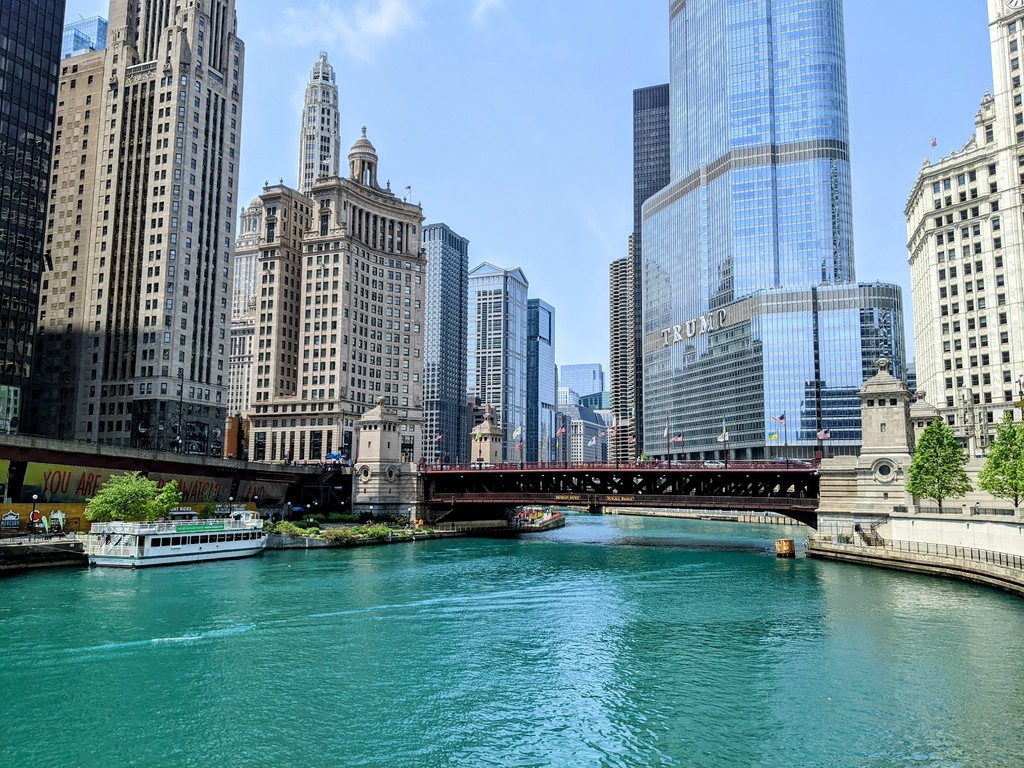 Michigan Avenue Bridge (Source: Google Maps)