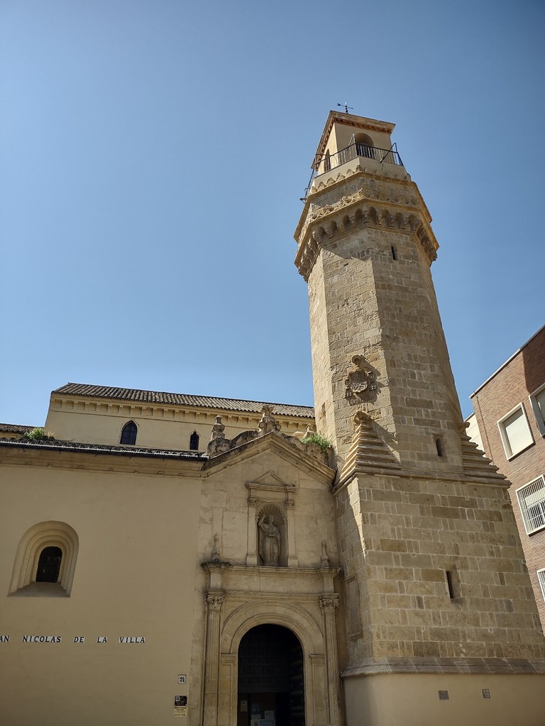 Iglesia de San Nicolás de la Villa (Source: Google Maps)