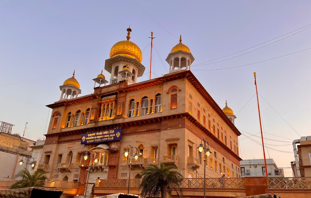 Gurudwara Sis Ganj Sahib (Source: Google Maps)