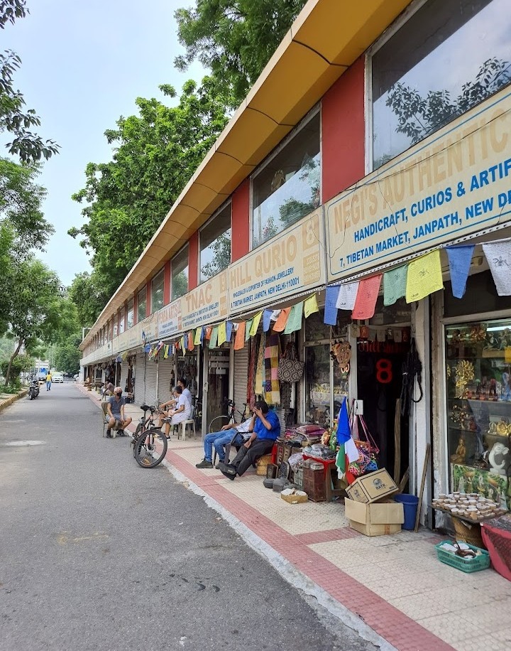 Janpath Market (Source: Google Maps)
