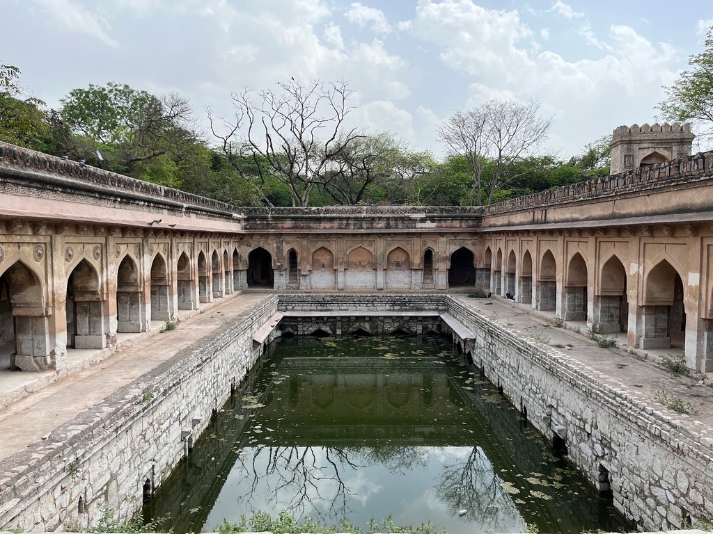 Rajon Ki Baoli (Source: Google Maps)