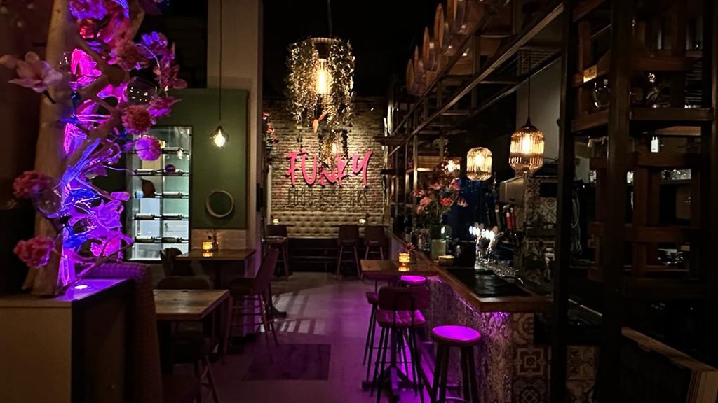 DOK Bar & Bites (Source: Google Maps)