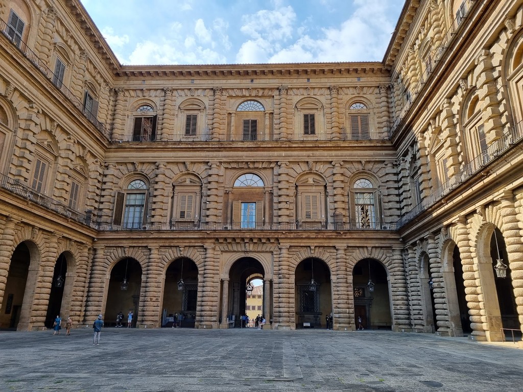 Palazzo Pitti (Source: Google Maps)