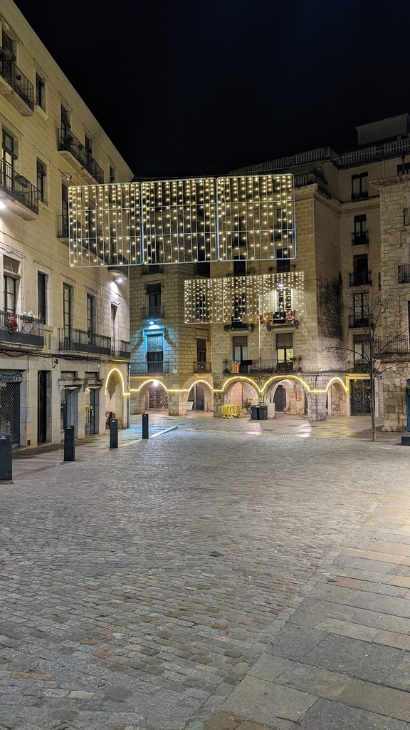 Plaça del Vi (Source: Google Maps)