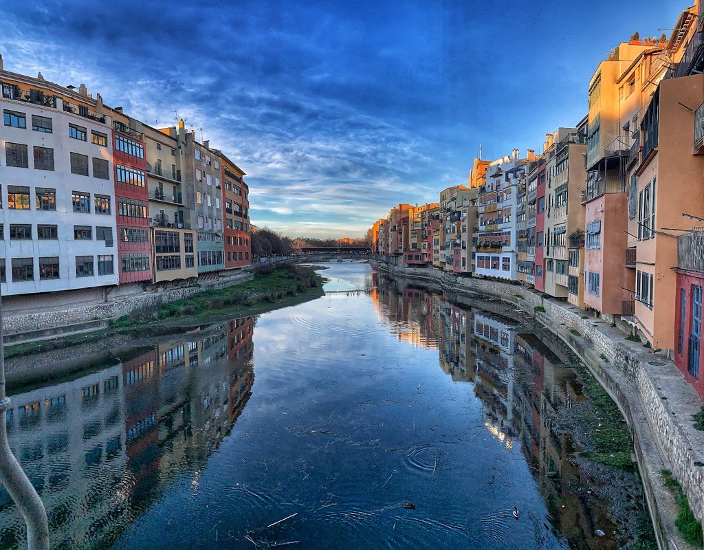 Pont de Pedra (Stone Bridge) (Source: Google Maps)