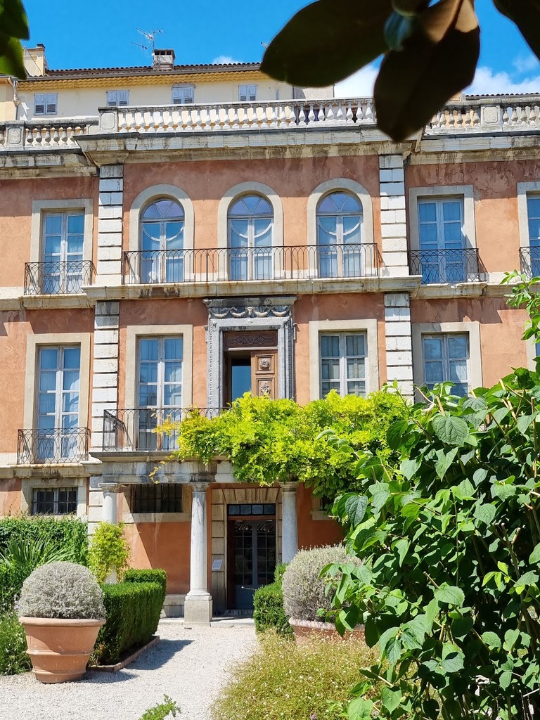 Musée d'Art et d'Histoire de Provence (Source: Google Maps)