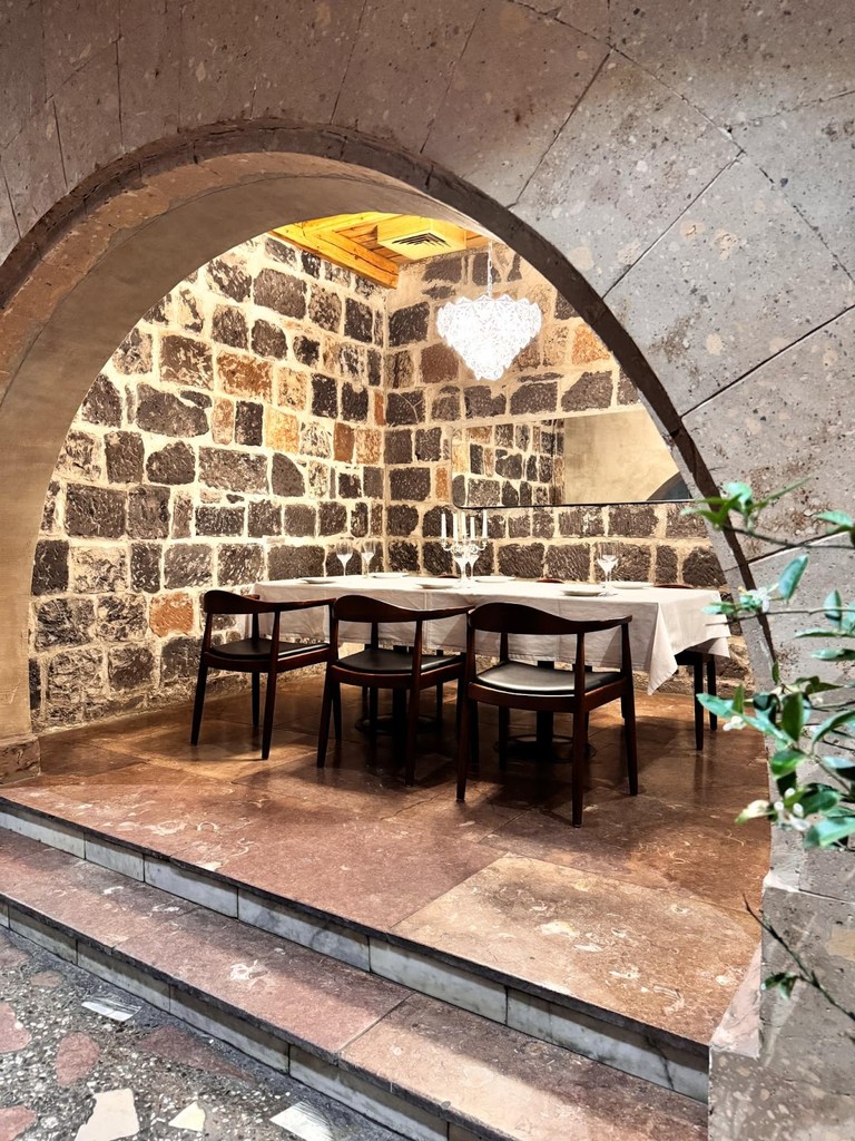 Poloz Mukuch Beerhouse (Source: Google Maps)