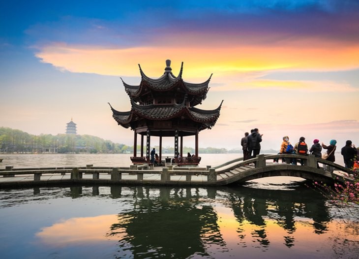 West Lake (Xi Hu) (Source: Google Maps)