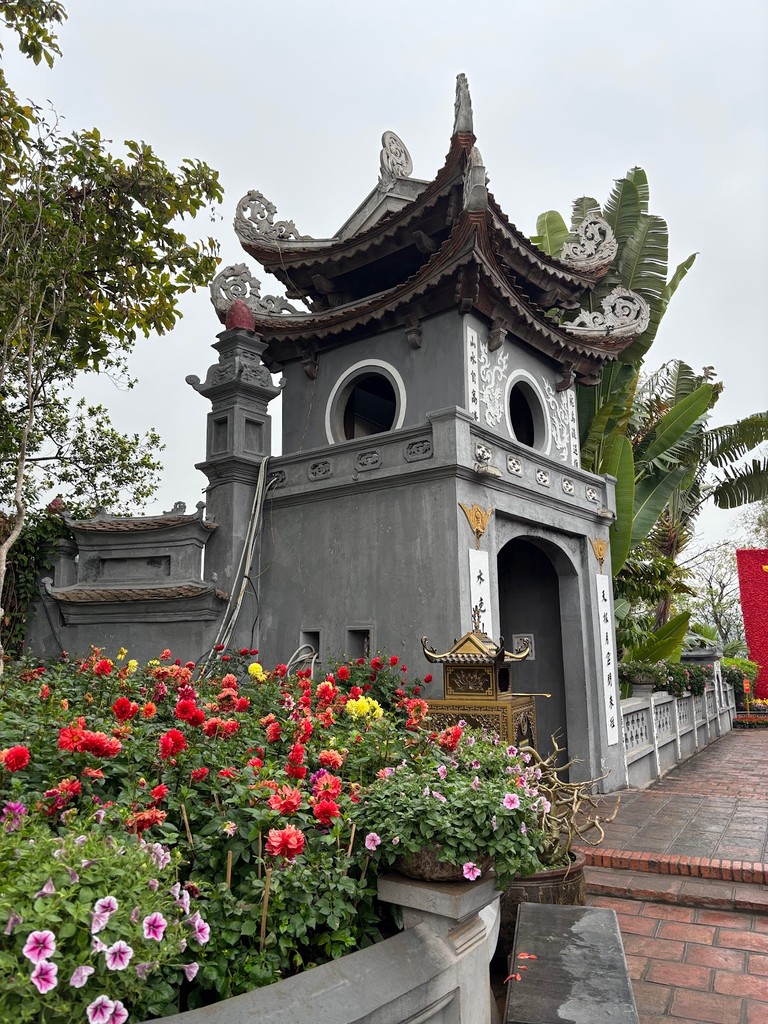 Ngoc Son Temple (Source: Google Maps)