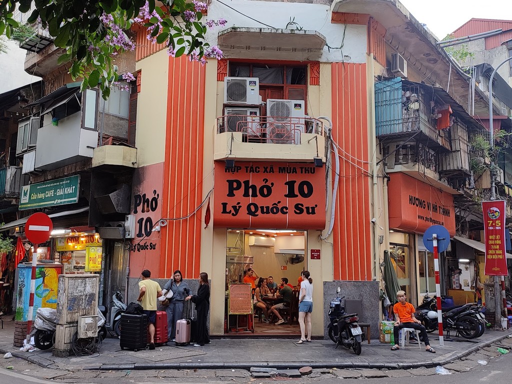 Pho 10 Ly Quoc Su (Source: Google Maps)