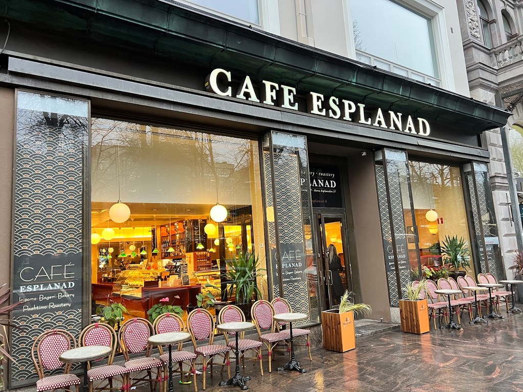 Café Esplanad (Source: Google Maps)