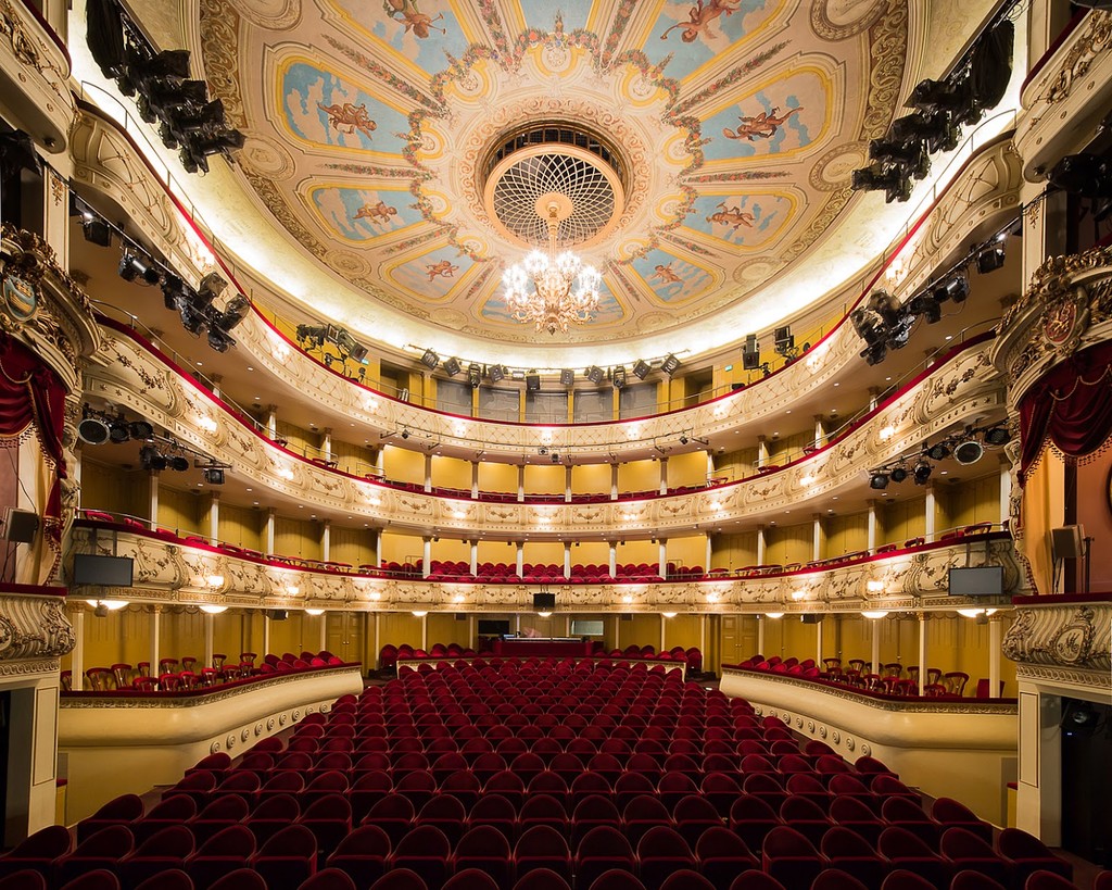 Swedish Theatre (Svenska Teatern) (Source: Google Maps)