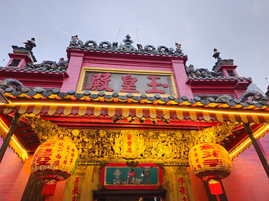 Jade Emperor Pagoda (Source: Google Maps)