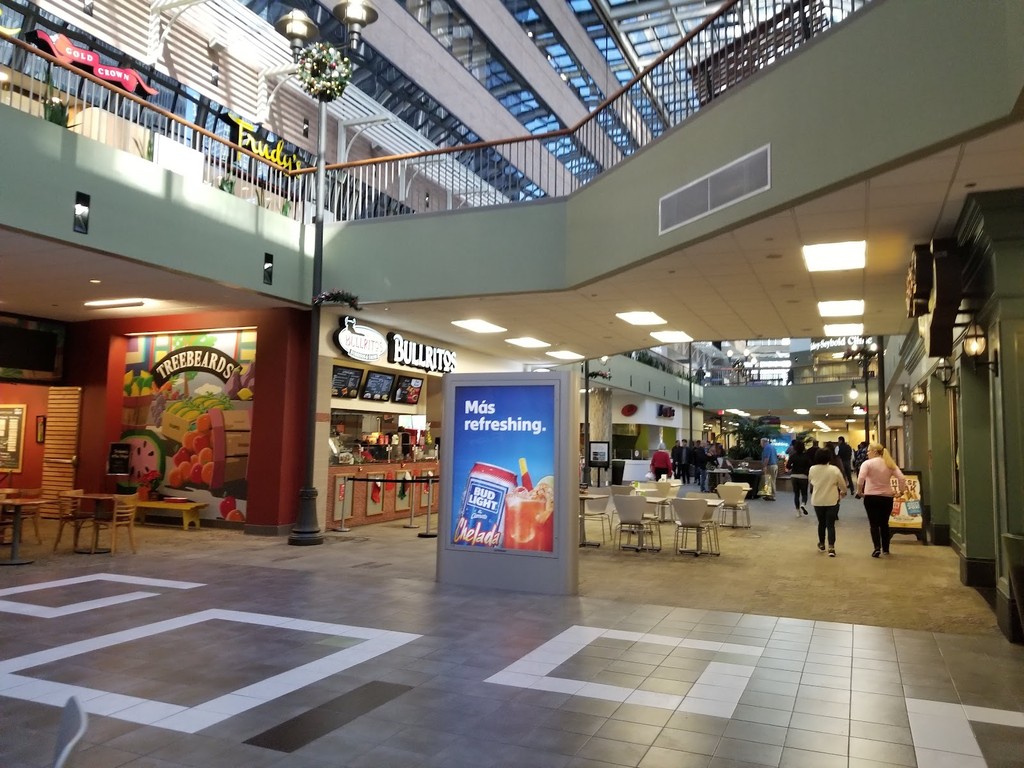 The Shops at Houston Center (Exterior Only) (Source: Google Maps)