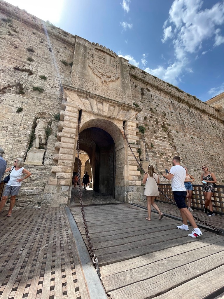 Portal de ses Taules (Source: Google Maps)