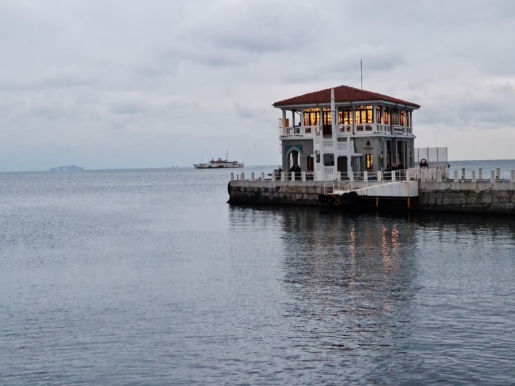 Moda Pier (Moda İskelesi) (Source: Google Maps)