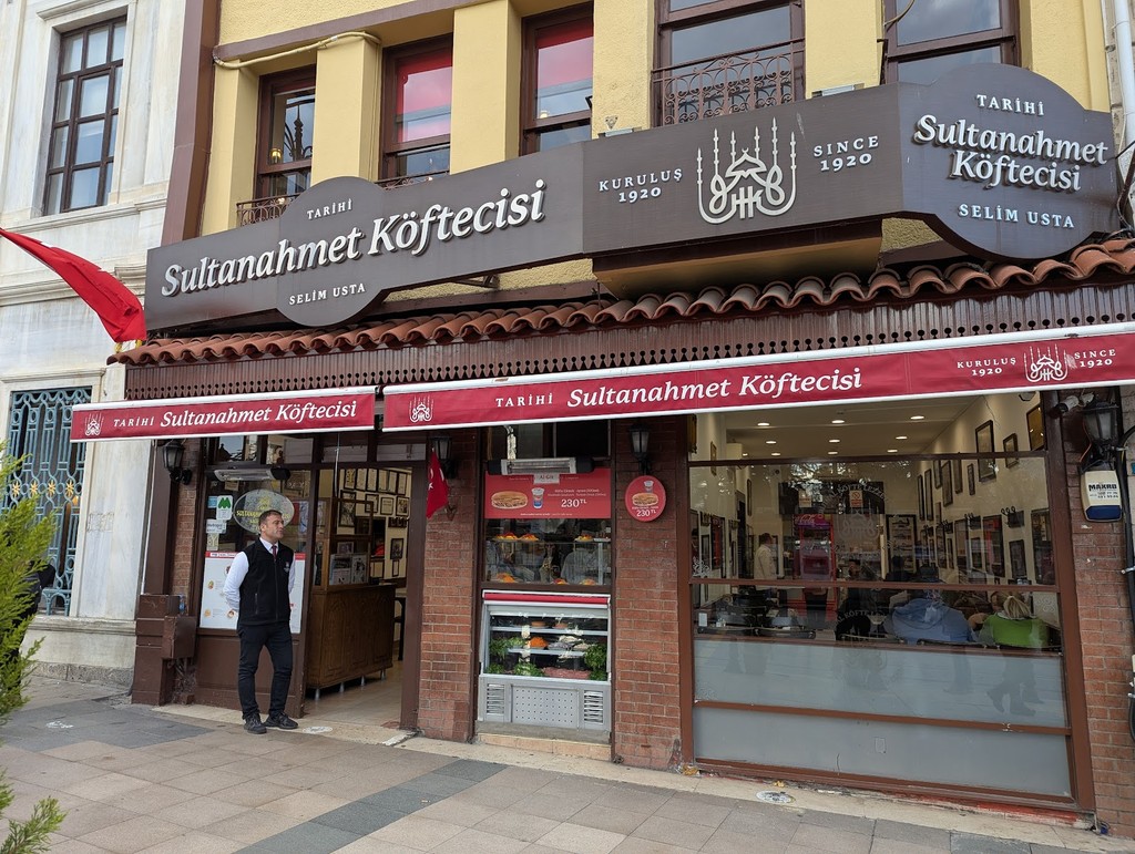 Tarihi Sultanahmet Köftecisi (Source: Google Maps)