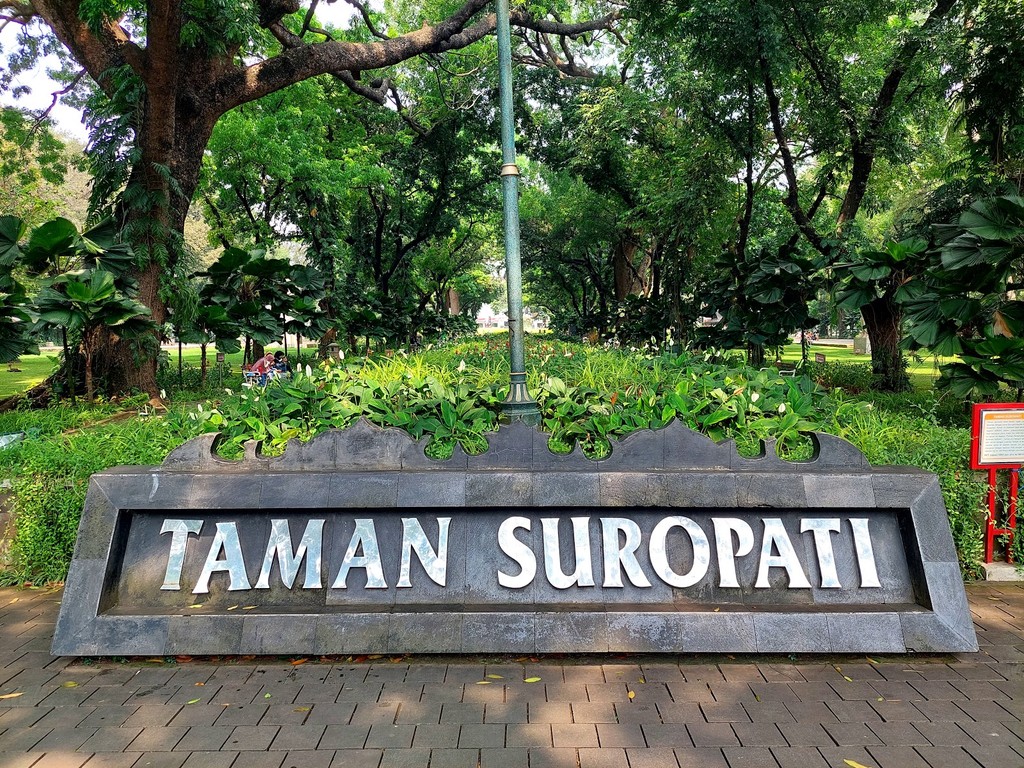 Taman Suropati (Source: Google Maps)